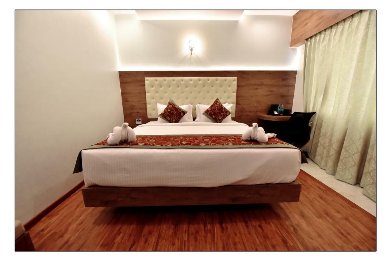 รอยัล โลตัส วิว รีโซเทล Hotel Devanahalli ภายนอก รูปภาพ